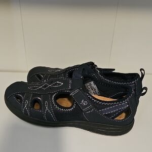 Earth Origins Navy Blue Sandals